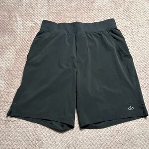 ALO Yoga Men’s Black Performance Athletic Shorts